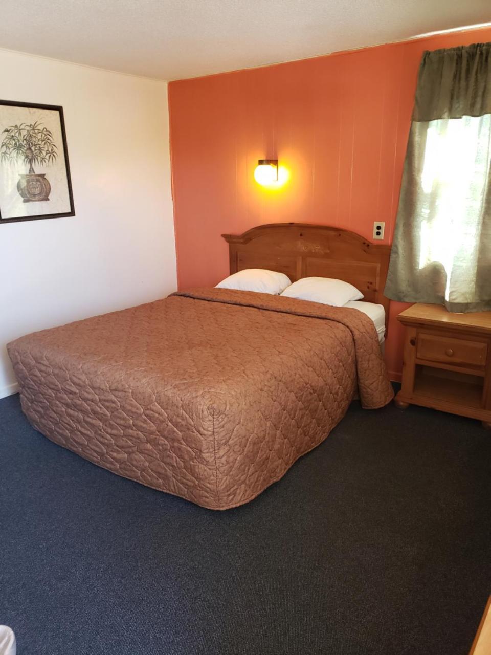 Rodeway Inn Ла-Кросс Экстерьер фото